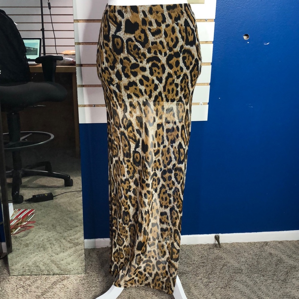 NEW LEOPARD MAXI SKIRT